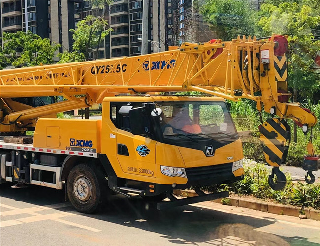 满城区大件设备吊装租赁吊车